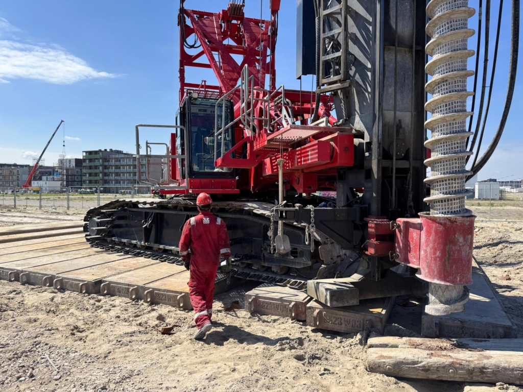 DPA screw piles for Strandeiland IJburg